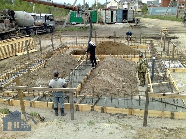 Как построить недорогой, но теплый и долговечный загородный дом?