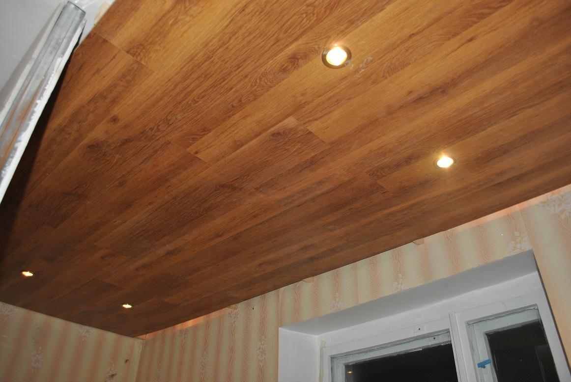 Ламинат на потолке: фото интерьеров и отделки в деревянном доме, дизайн в современном стиле