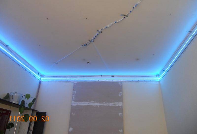 Светодиодная подсветка потолка своими руками - особенности устройства для двухуровневого потолка, как правильно сделать карниз и нишу  -  варианты монтажа