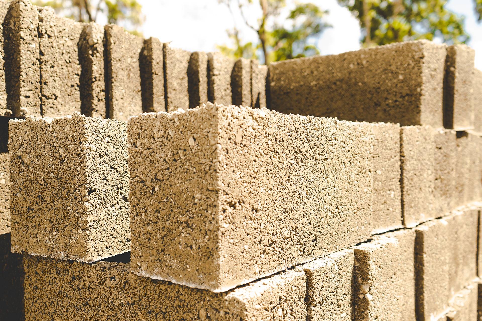 Блоки лабинск. Блоки для строительства. Стеновые материалы. Экологичные материалы для строительства. Современные строительные материалы.
