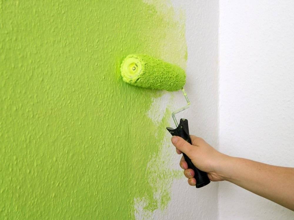 Нужно ли грунтовать стены перед покраской водоэмульсионной краской и как это сделать? | в мире краски