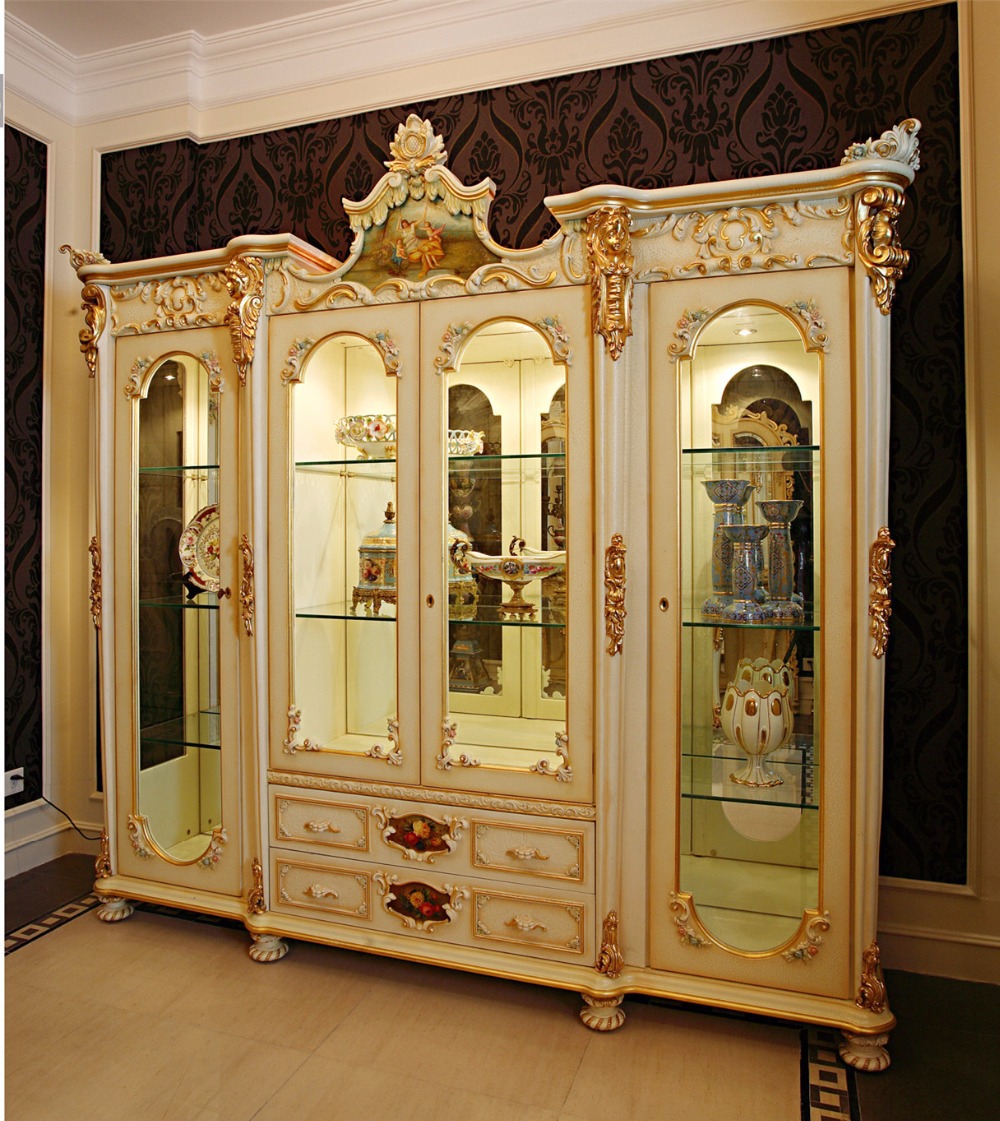 Мебель в стиле Барокко и рококо шкаф
