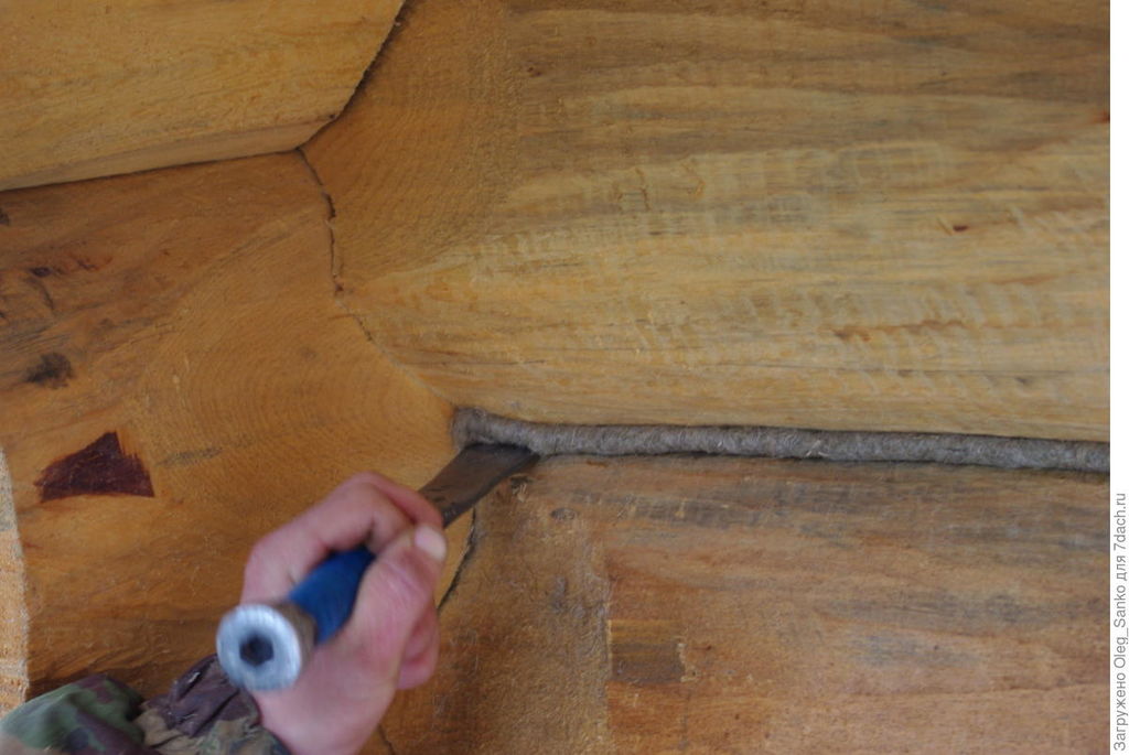 Как и чем устранить трещины в древесине