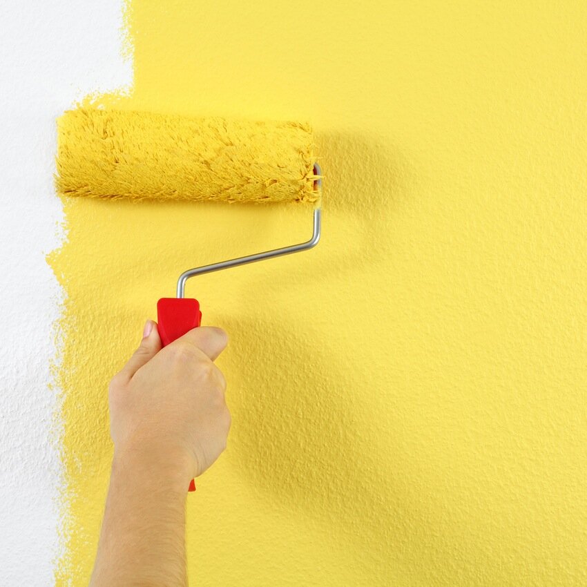 Как красить обои под покраску на стене? - строительные рецепты мира