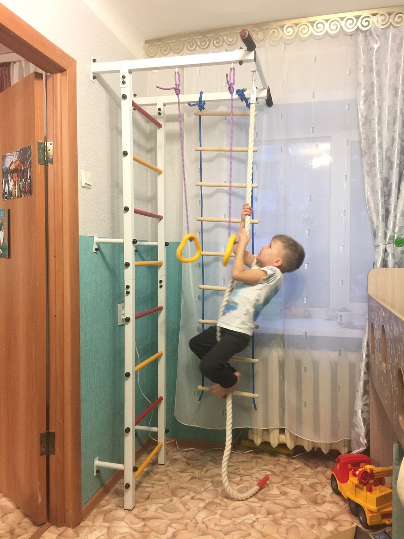 Шведская стенка в квартиру: 135+ (фото) для детей и взрослых