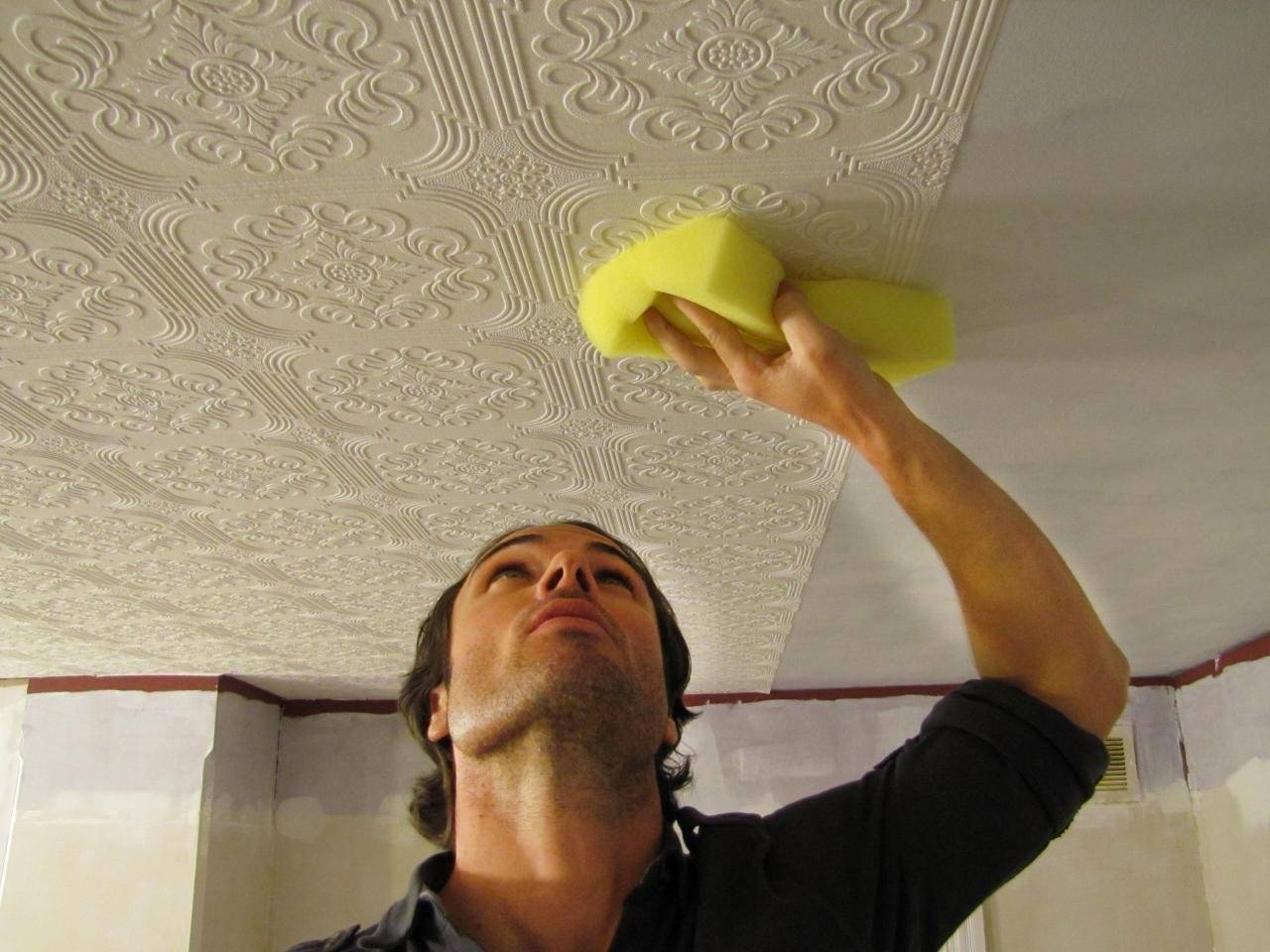 Чем можно красить потолочную плитку из пенопласта