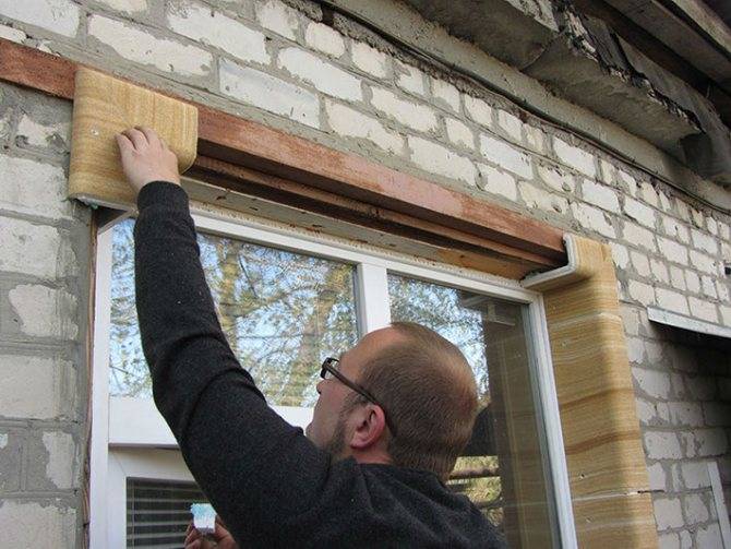 Зачем утеплять откосы окон внутри дома и как это правильно делать?