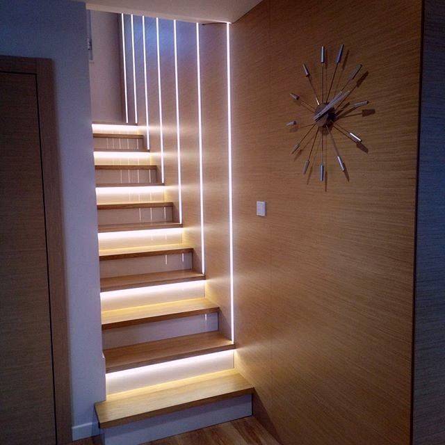 Подсветка лестницы в доме: 58 фото, идеи освещения ступеней