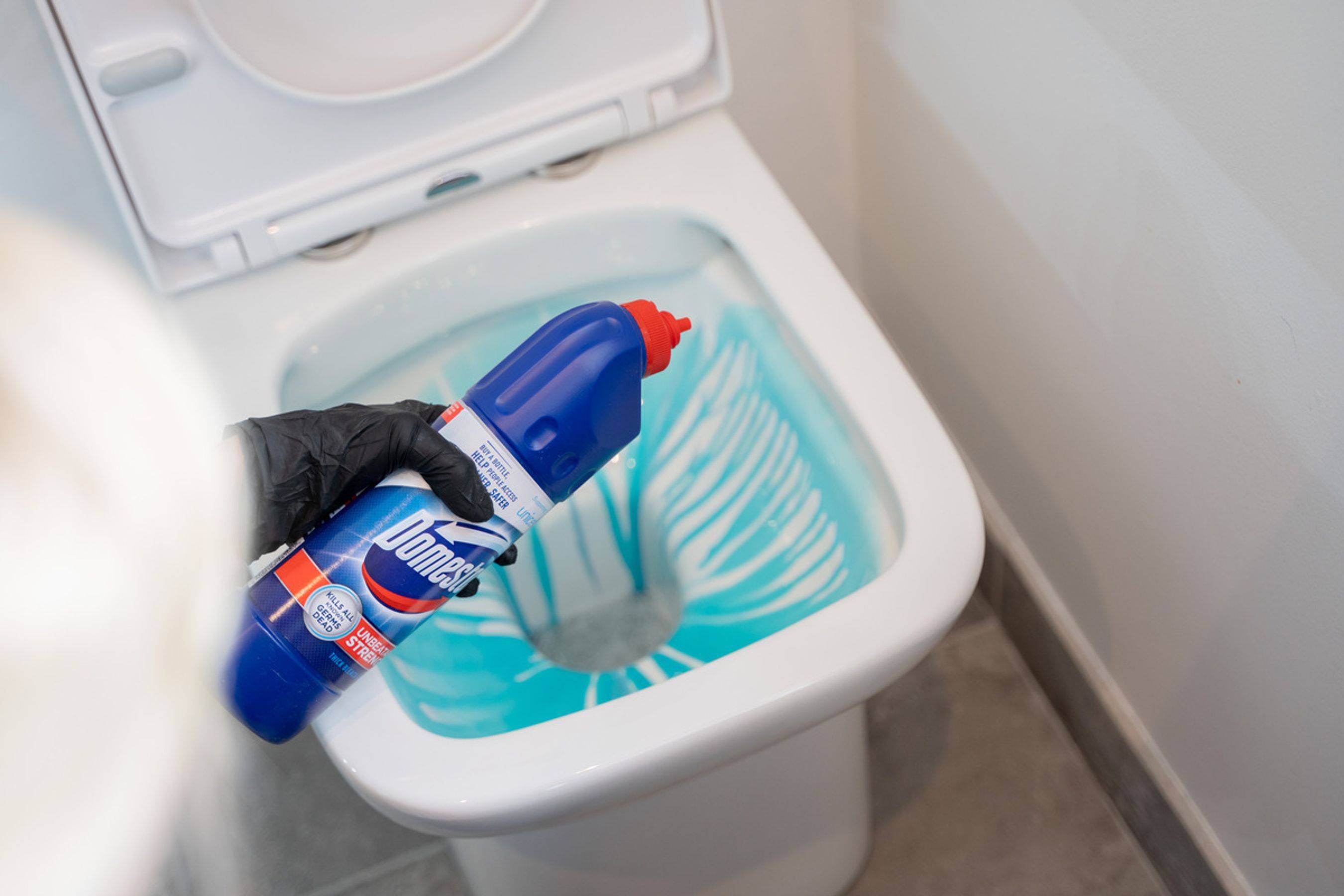 Причины возникновения и устранение запаха канализации в квартире