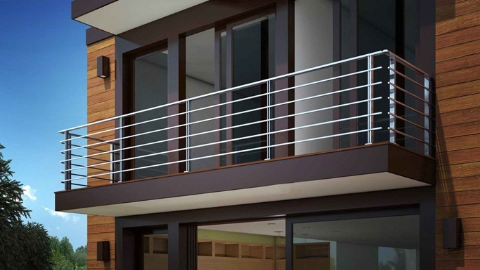Разнообразие балконных ограждений: 3 критерия выбора