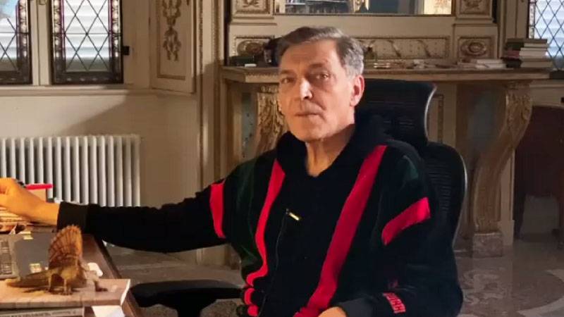 «путь от тусовщицы к многодетной маме»: полина невзорова, дочь знаменитого журналиста и жена актера