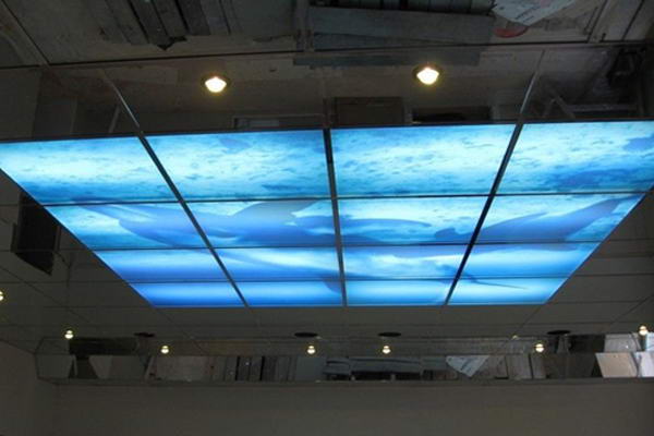 Потолок из оргстекла с подсветкой: завораживающая красота