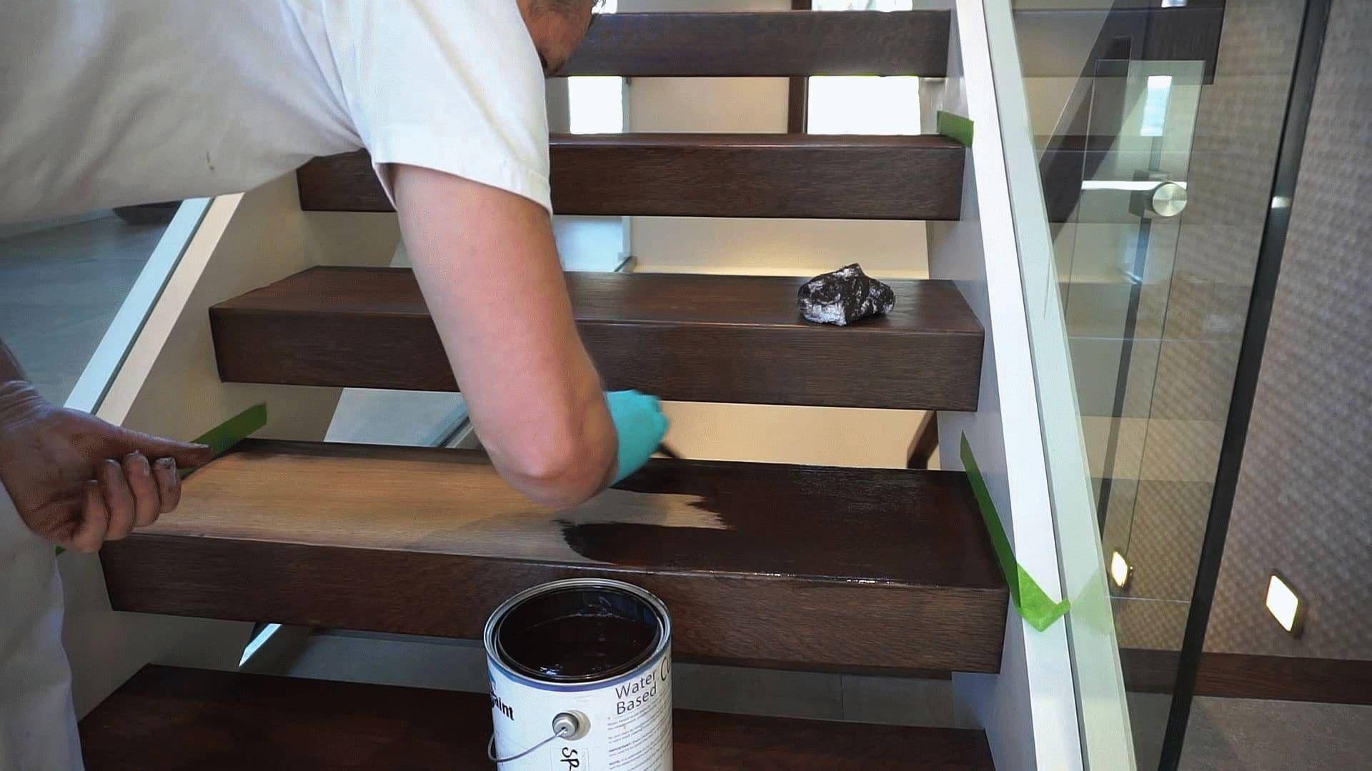 В какой цвет покрасить лестницу в доме — схемы монтажа