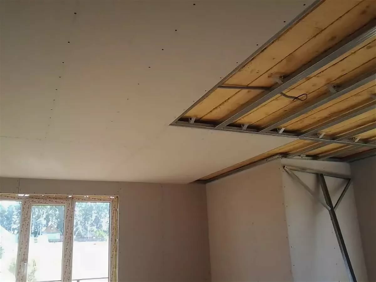 Гипсокартон на потолок в деревянном доме: 3 варианта монтажа | дневники ремонта obustroeno.club