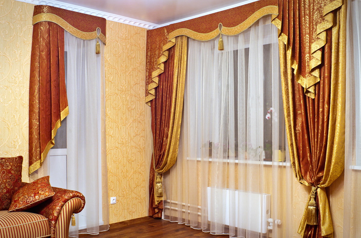 Ламбрекены для зала: выбираем шторы с ламбрекеном в гостиную
