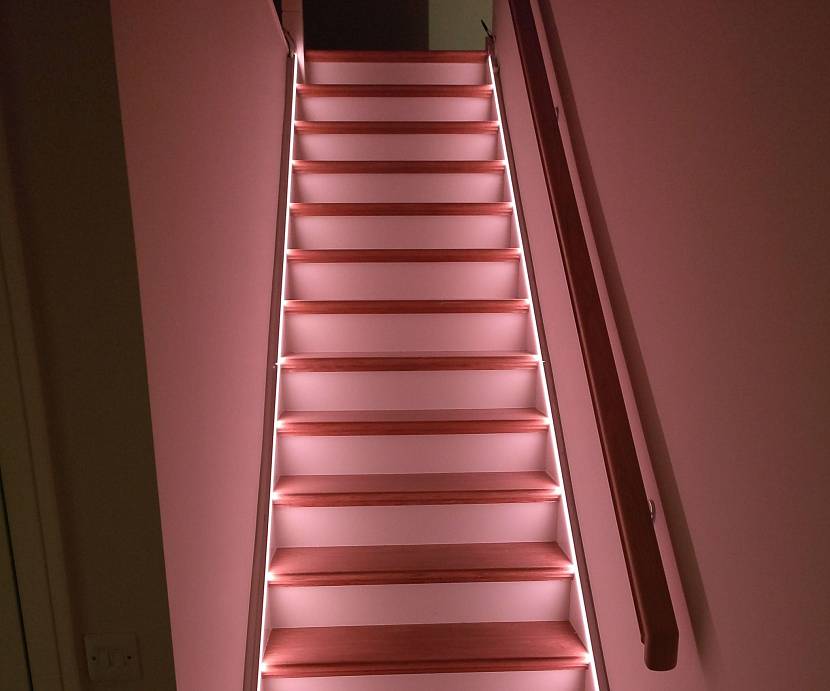 Правильное освещение лестницы | illumon.ru