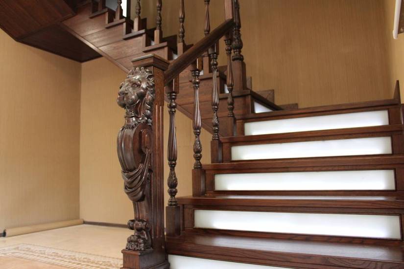 Лестницы из дуба: заказать ступени из массива, фото деревянных, элитные элементы из бука, изготовление комплектующих