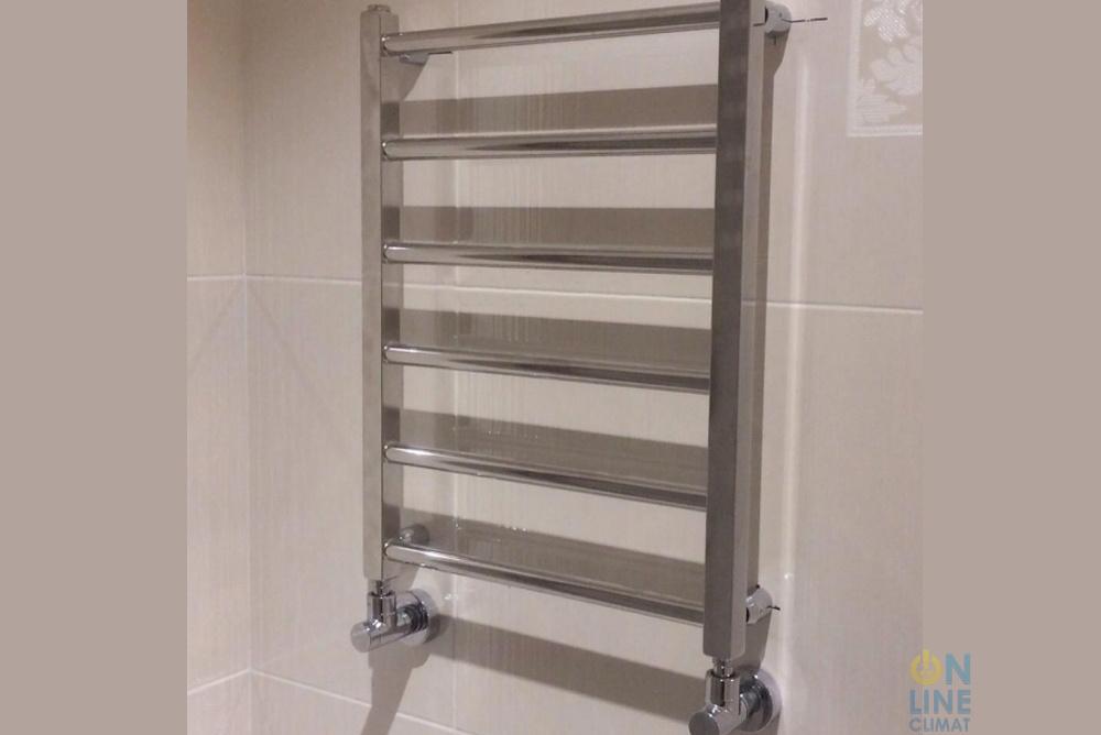 Установка полотенцесушителя в ванной комнате: как пошагово установить водяной прибор самостоятельно в ванну со всеми фитингами