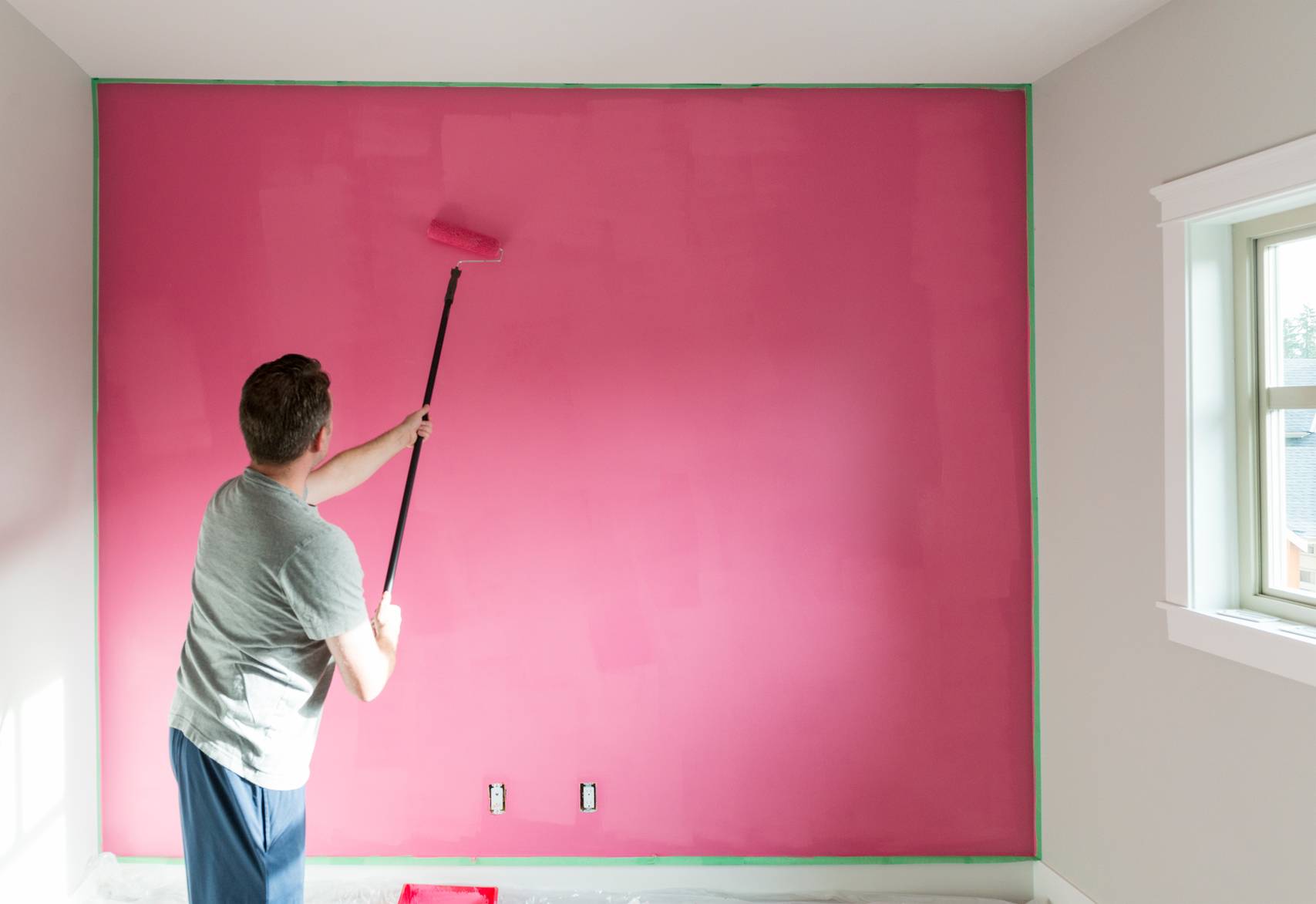 8 эффективных способов, как быстро и просто убрать запах краски в квартире