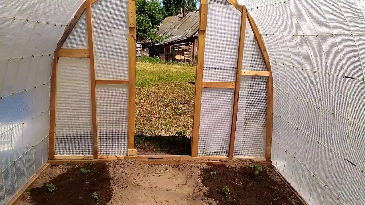 Как сделать теплицу из арматуры своими руками